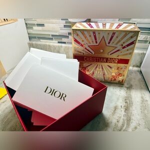 20 Dior White Folding Envelopes w Gold ‘Dior’ Branding in Lunar New Year Box